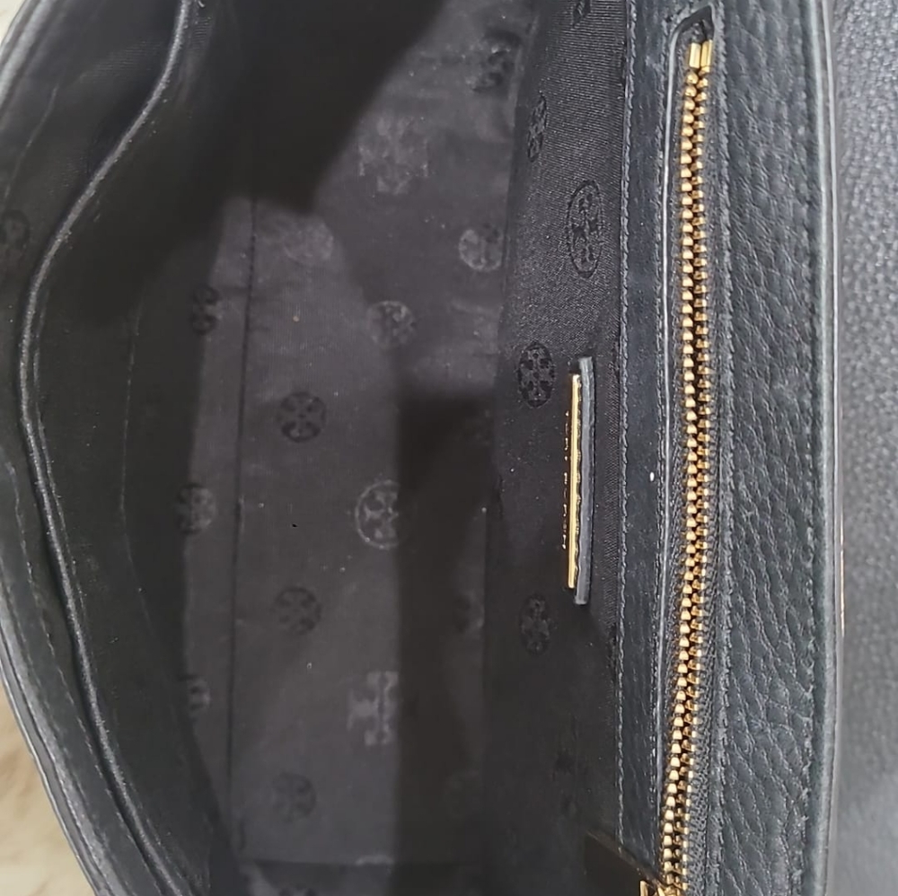 Authentic Black Tory Burch Adjustable Shoulder Bag - image 6